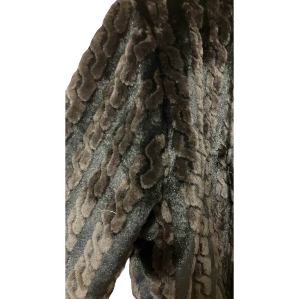 Not Fur Real Faux Fur Jacket - Picture 6 of 12